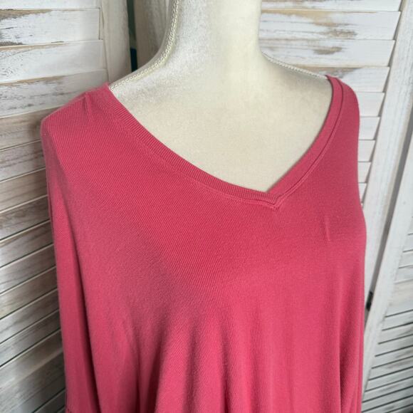 ANTHROPOLOGIE AKEMI + KIN Women's MED LARGE Capa Flutter Sleeve V Neck Top - Picture 11 of 15